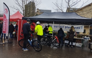 Quelques courageux qui bravent le mauvais temps !